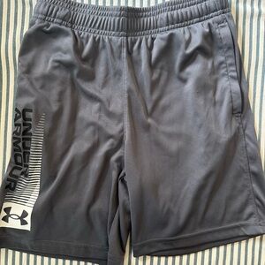 Under Armour Men's Athletic Shorts in Dark Gray